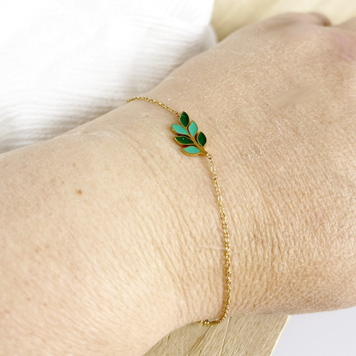 Bracelet doré - feuille verte