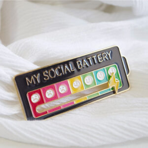 Broche My Social Battery