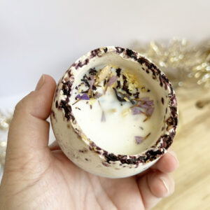 Bougie géode en jesmonite au parfum Zeste de citron vert