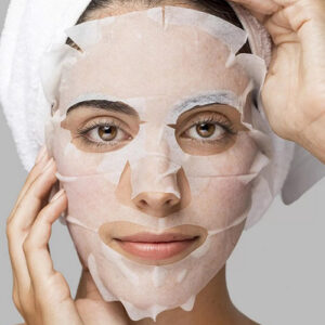 Masque hydratant en tissu aux fruits exotiques