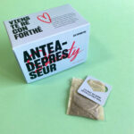 Boite d'infusion "AnTeaDepresseur : Viens te réconforthé" à la Verveine
