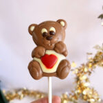 Sucette ourson coeur en chocolat